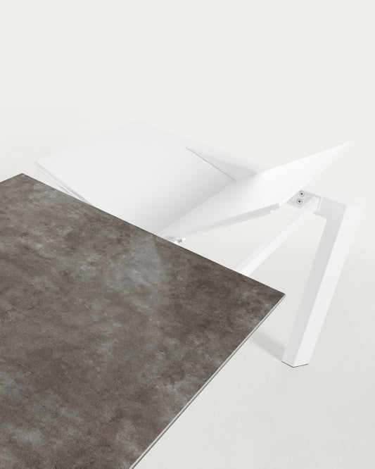 Table extensible Axis grès cérame finition Vulcano Cendrée pieds acier blanc 120 (180) cm
