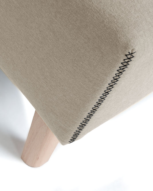 Banquette Dyla beige avec pieds en hêtre 111 cm
