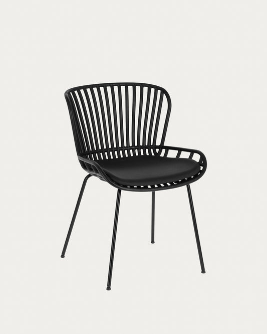 Chaise Surpik avec pieds en acier finitiion noire