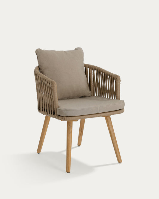 Chaise Hemilce en corde beige et pieds en bois d'acacia FSC 100%