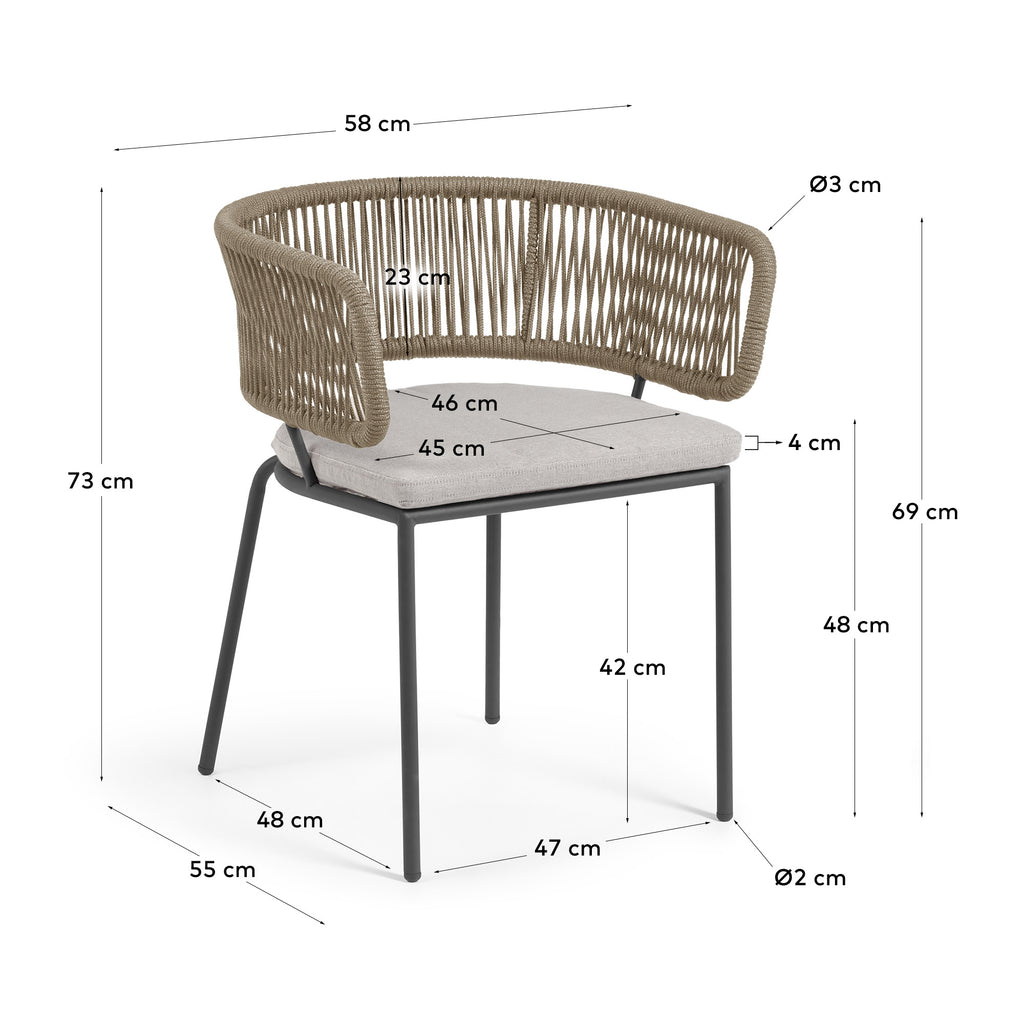 Chaise Nadin en corde beige et pieds en acier galvanisé