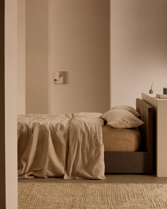 Lit Nahiri gris avec coffre relevable pour matelas de 160 x 200 cm