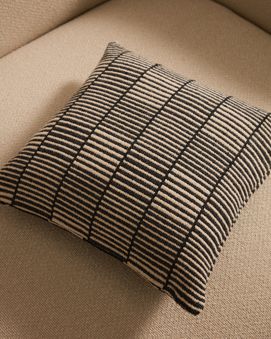 Housse de coussin Levu 100 % coton à rayures noir et blanc 45 x 45 cm