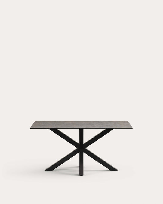 Table Argo en grès cérame Iron Moss et pieds en acier finition noire 160 x 90 cm