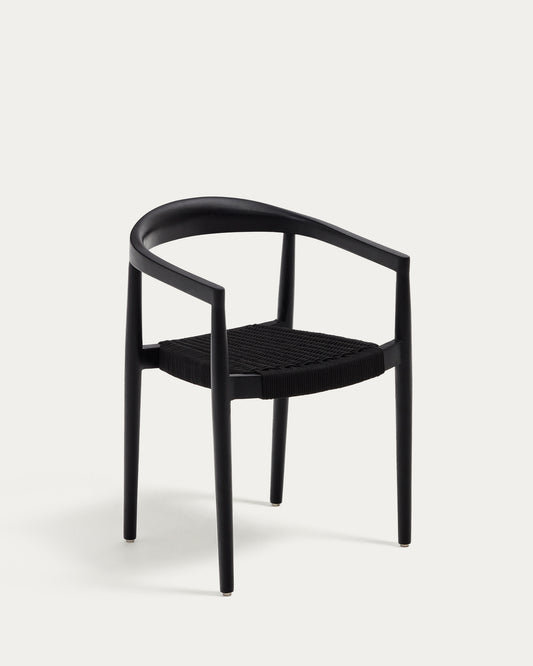 Chaise empilable d’extérieur Ydalia en bois massif de teck finition noire et corde noire