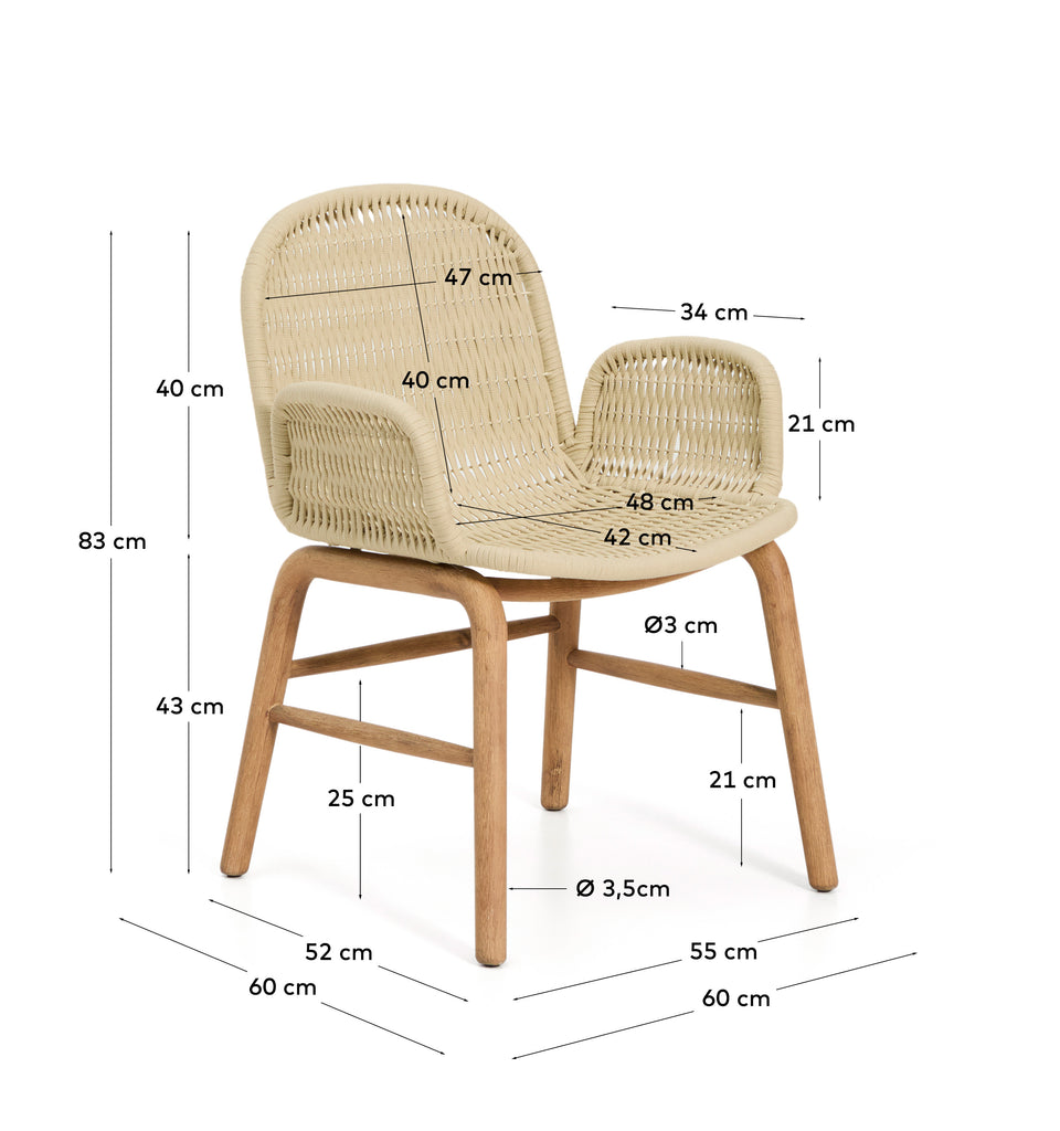 Chaise Alipa avec accoudoirs en bois d’acacia et corde écrue FSC 100 %