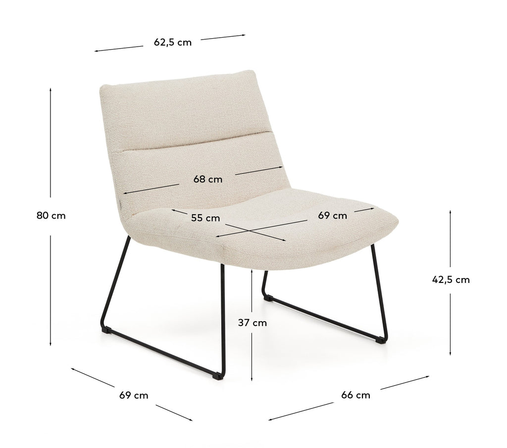 Fauteuil Asen en chenille beige et pieds en acier noir FSC 100%