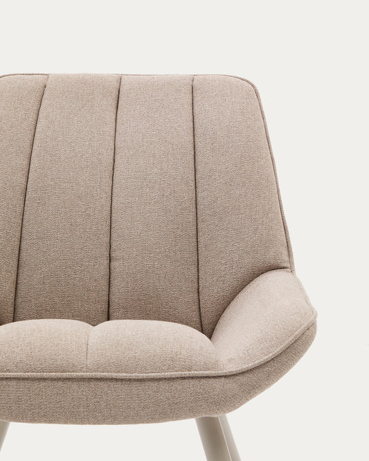 Fauteuil Marlina en tissu chenille beige et pieds en acier peints en gris mat