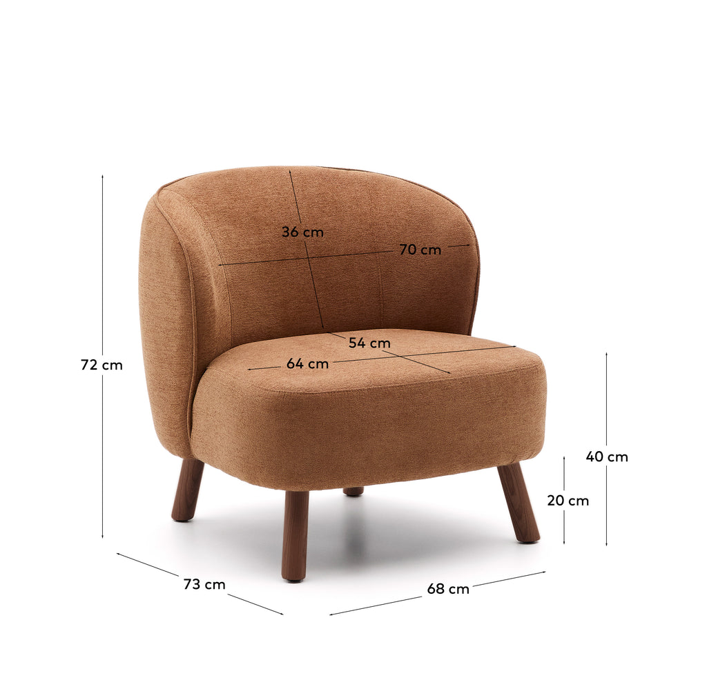 Fauteuil Ulit en chenille terracotta et pieds en bois de frêne finition ton noyer
