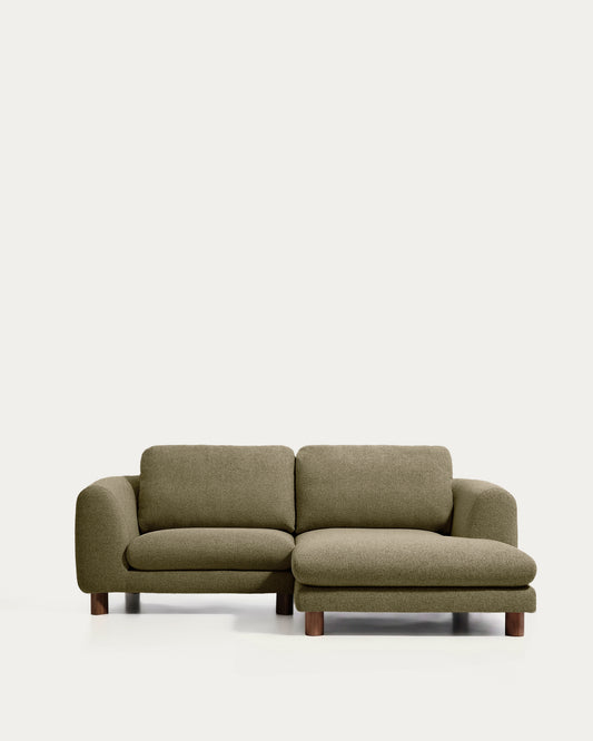 Canapé Vera 3 places avec méridienne droite vert olive et pieds en frêne massif finition noyer 232 cm FSC Mix Credit