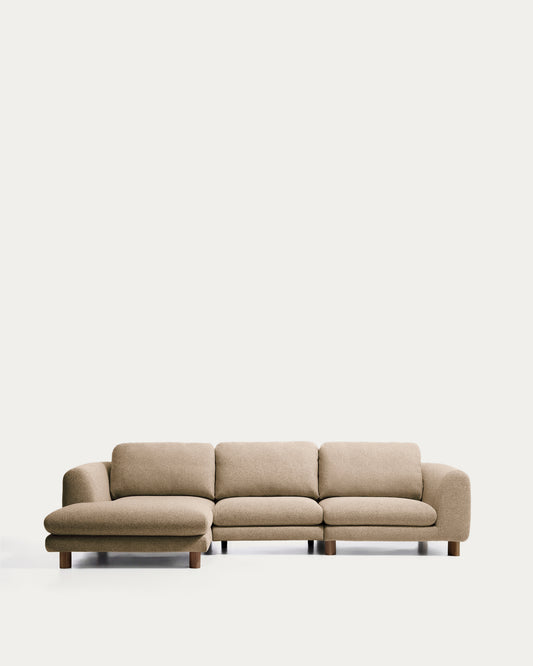 Canapé Vera 4 places avec méridienne gauche marron clair et pieds en frêne  finition noyer 322 cm FSC Mix Credit