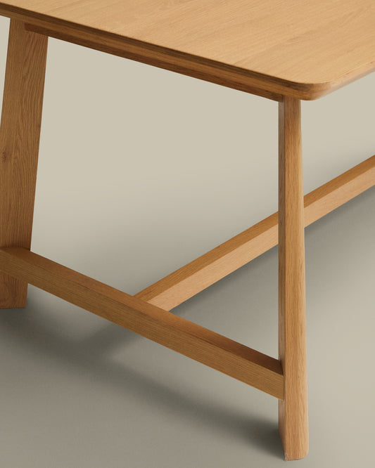 Table Idun en placage et bois de chêne avec finition ton naturel FSC Mix Credit 220 x 100 cm