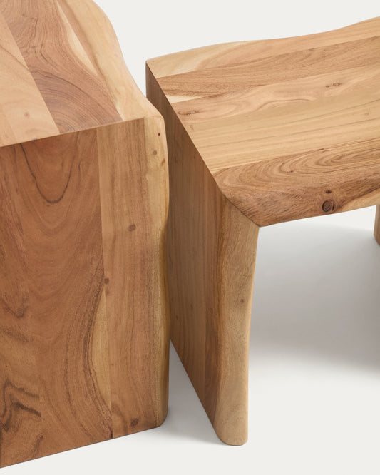 Ensemble Lomiri de 2 tables auxiliaires gigognes en bois d’acacia avec finition blanchie, 50 x 42 cm et 34 x 42 cm