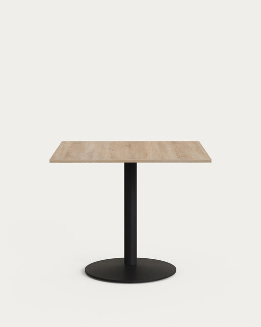 Table Esilda mélamine finition naturelle avec pied en métal et finition peinte noire  90x90x70 cm