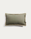 Housse de coussin  Olinan avec détail en bouclette verte 30 x 50 cm
